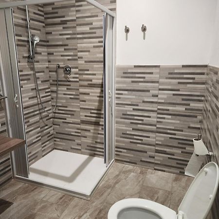 ホテル Casa Roxana トリノ エクステリア 写真